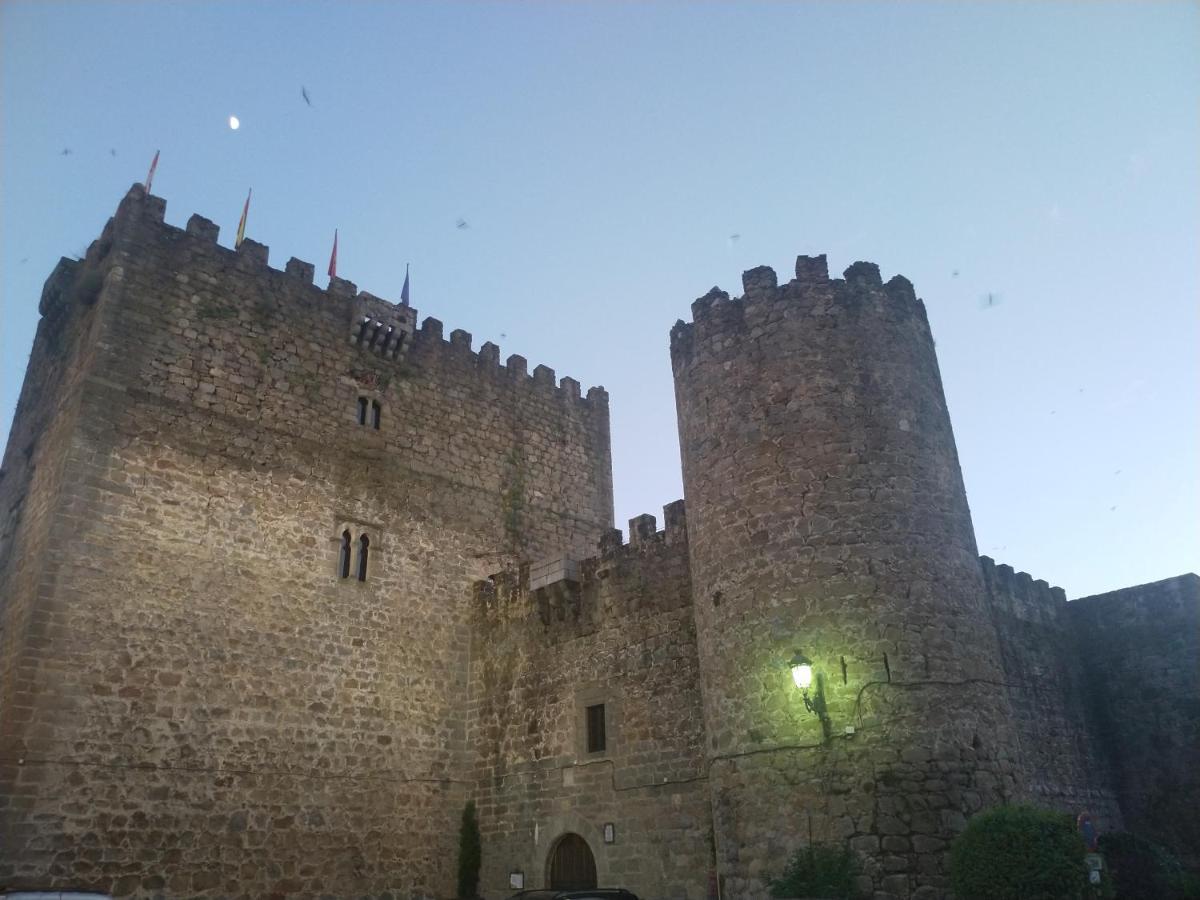 Los Callejones Arenas de San Pedro Eksteriør bilde